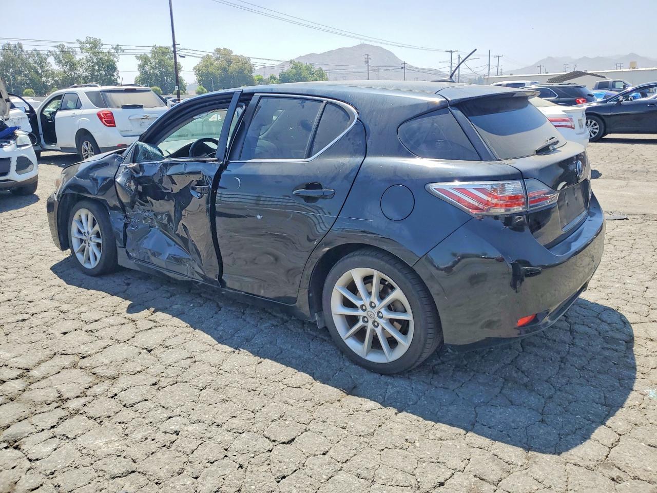 2013 Lexus Ct 200 - Фото 2