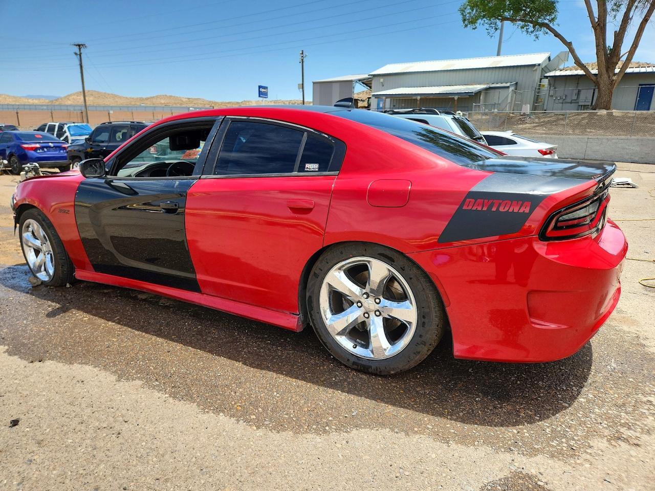 2017 Dodge Charger R - Image 2