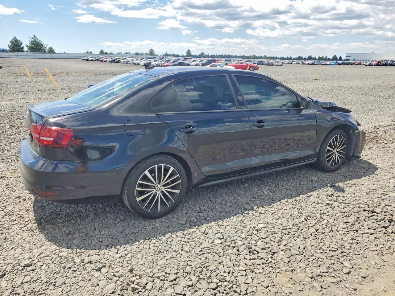 2016 Volk Jetta - Фото 3