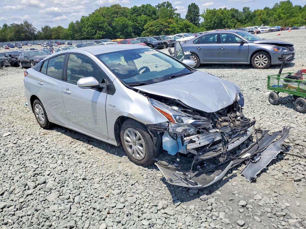 2021 Toyota Prius Le - Фото 4