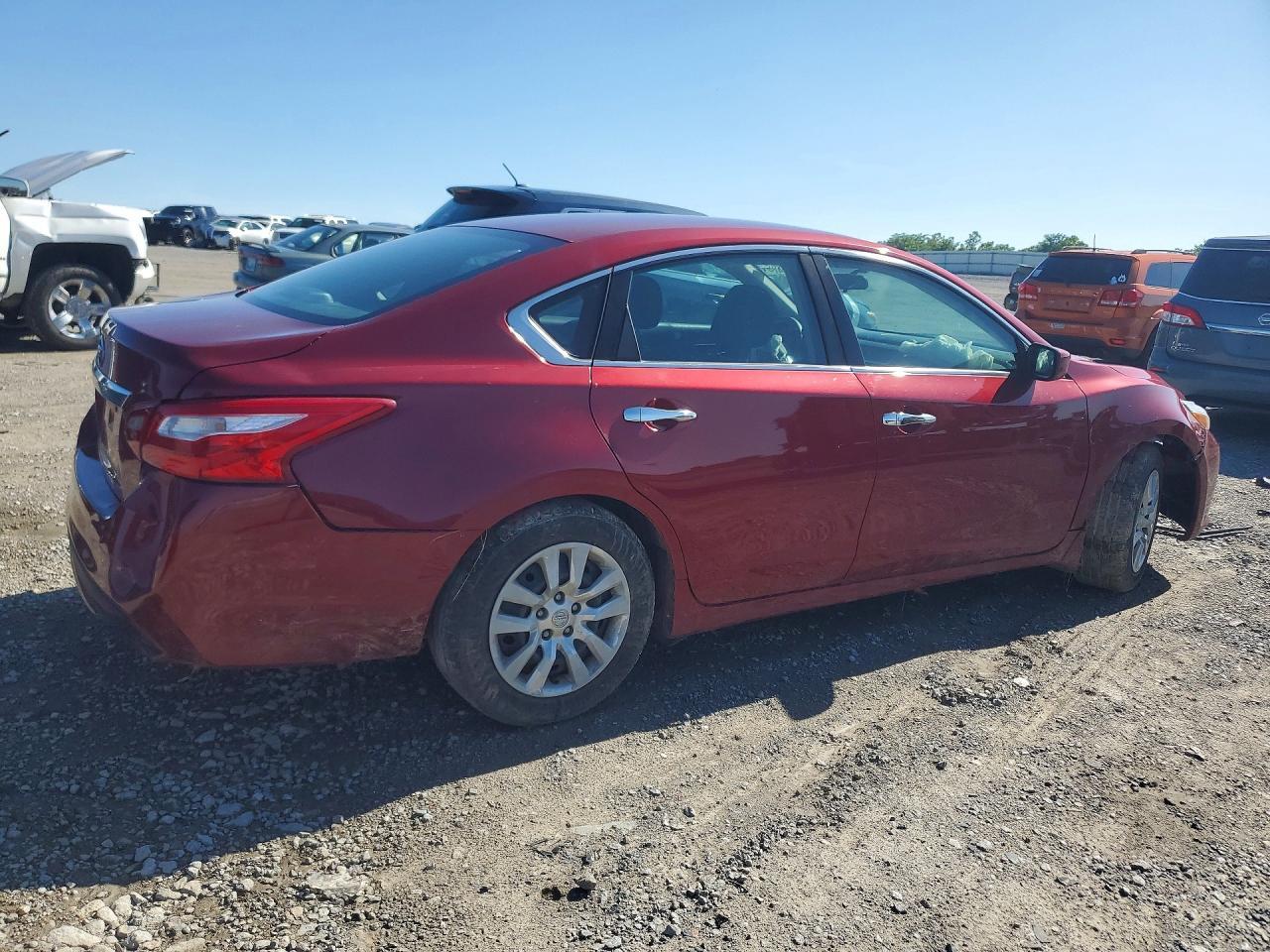2018 Nissan Altima 2.5 S - Image 3