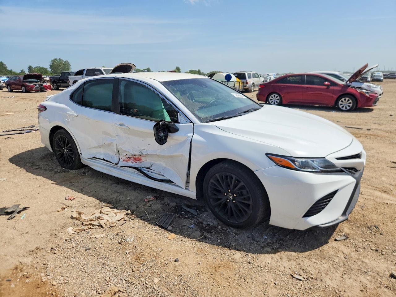 2018 Toyota Camry Se - Image 4