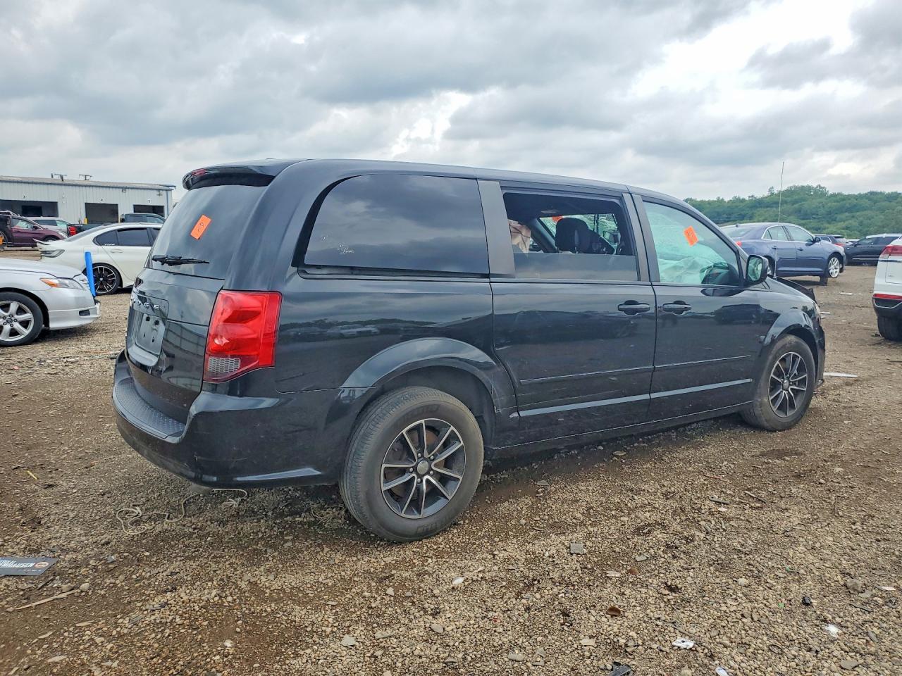 2017 Dodge Grand Caravan Se - Фото 3