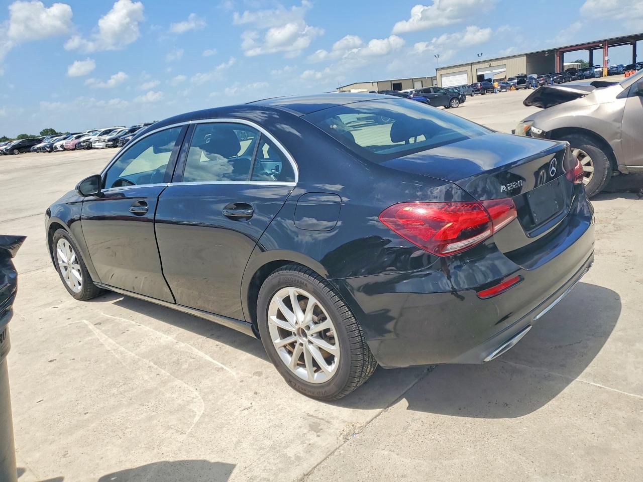 2020 Mercedes-Benz A 220 - Image 2