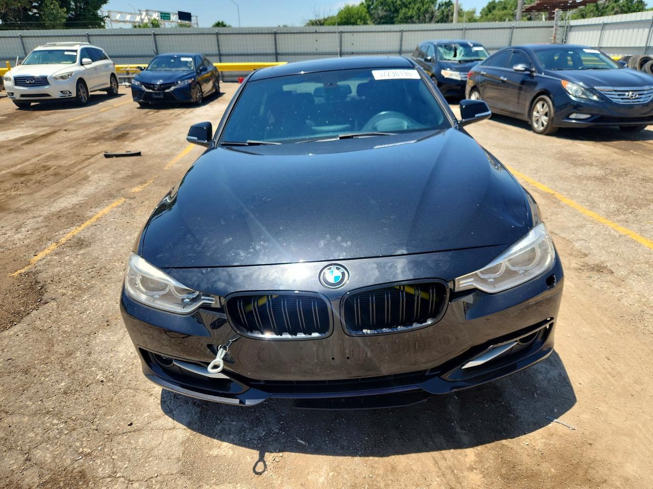 2013 BMW 335 Xi - Image 5