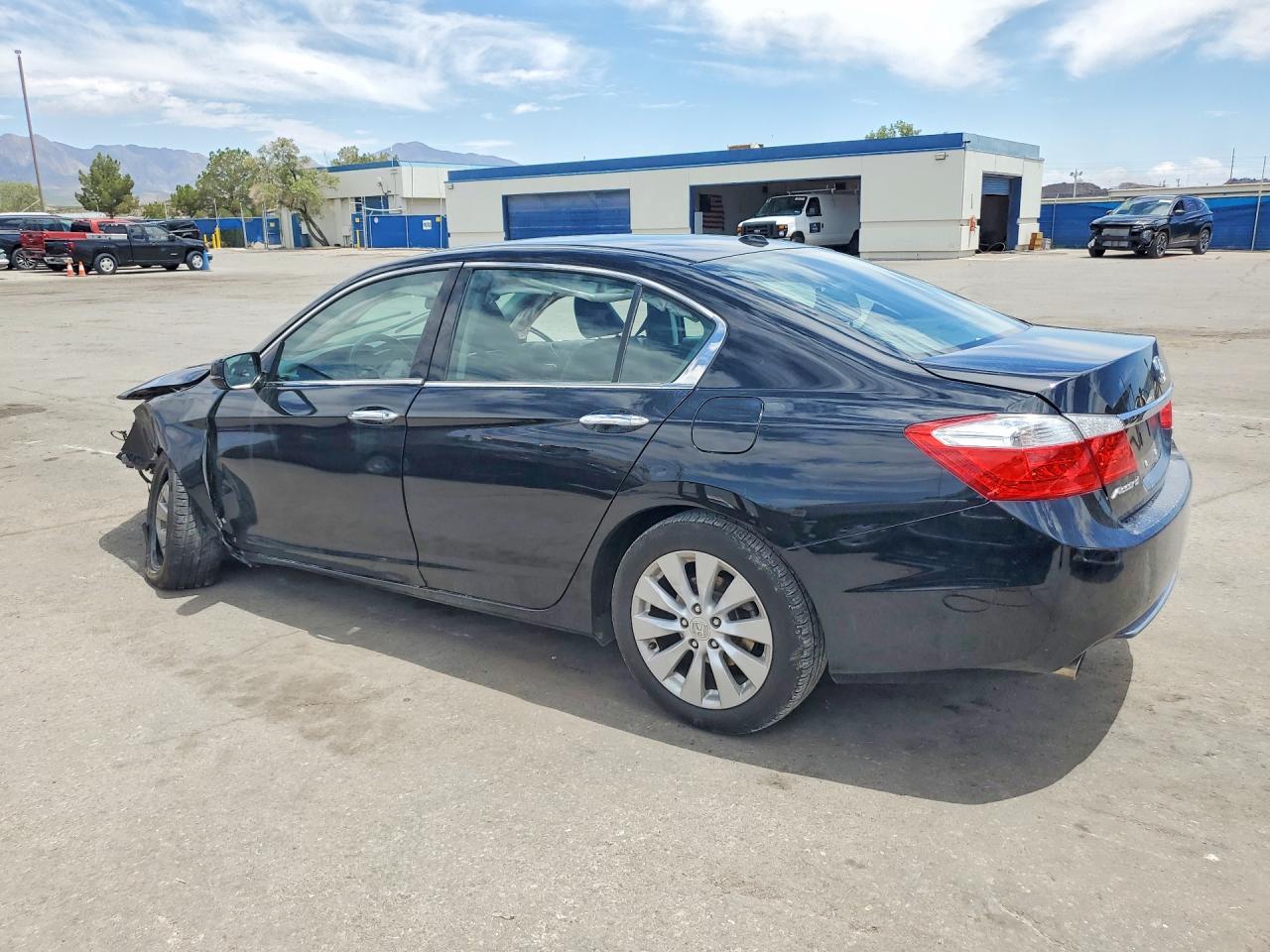 2014 Honda Accord Touring - Фото 2
