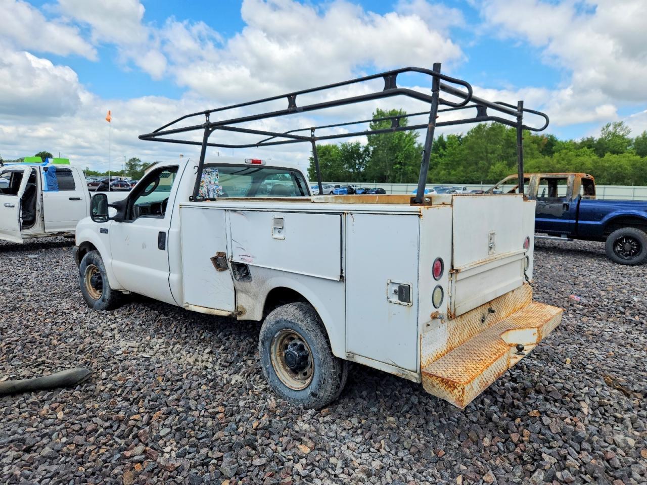 2004 Ford F250 - Фото 3