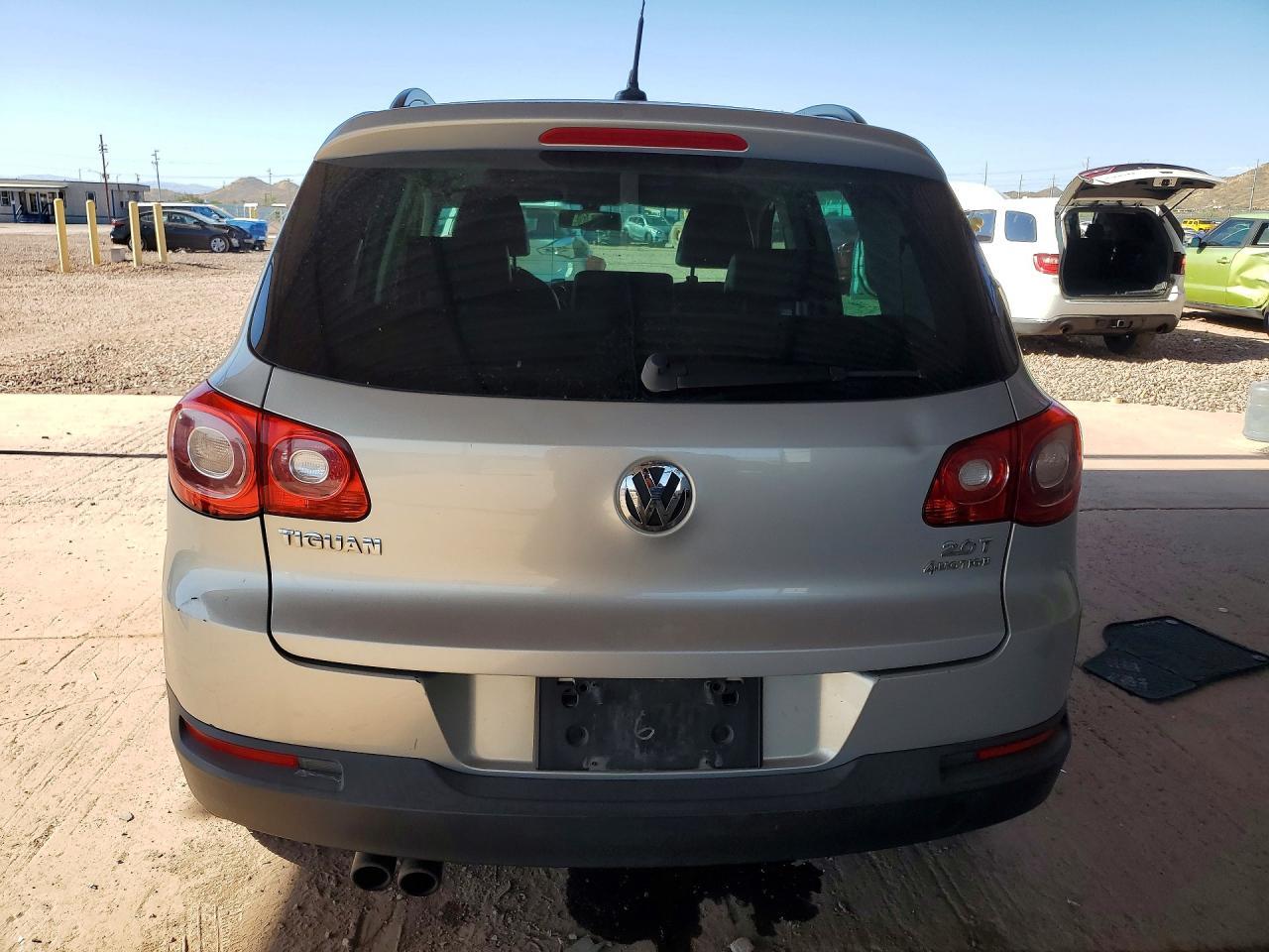 2010 Volkswagen Tiguan Se - Фото 6
