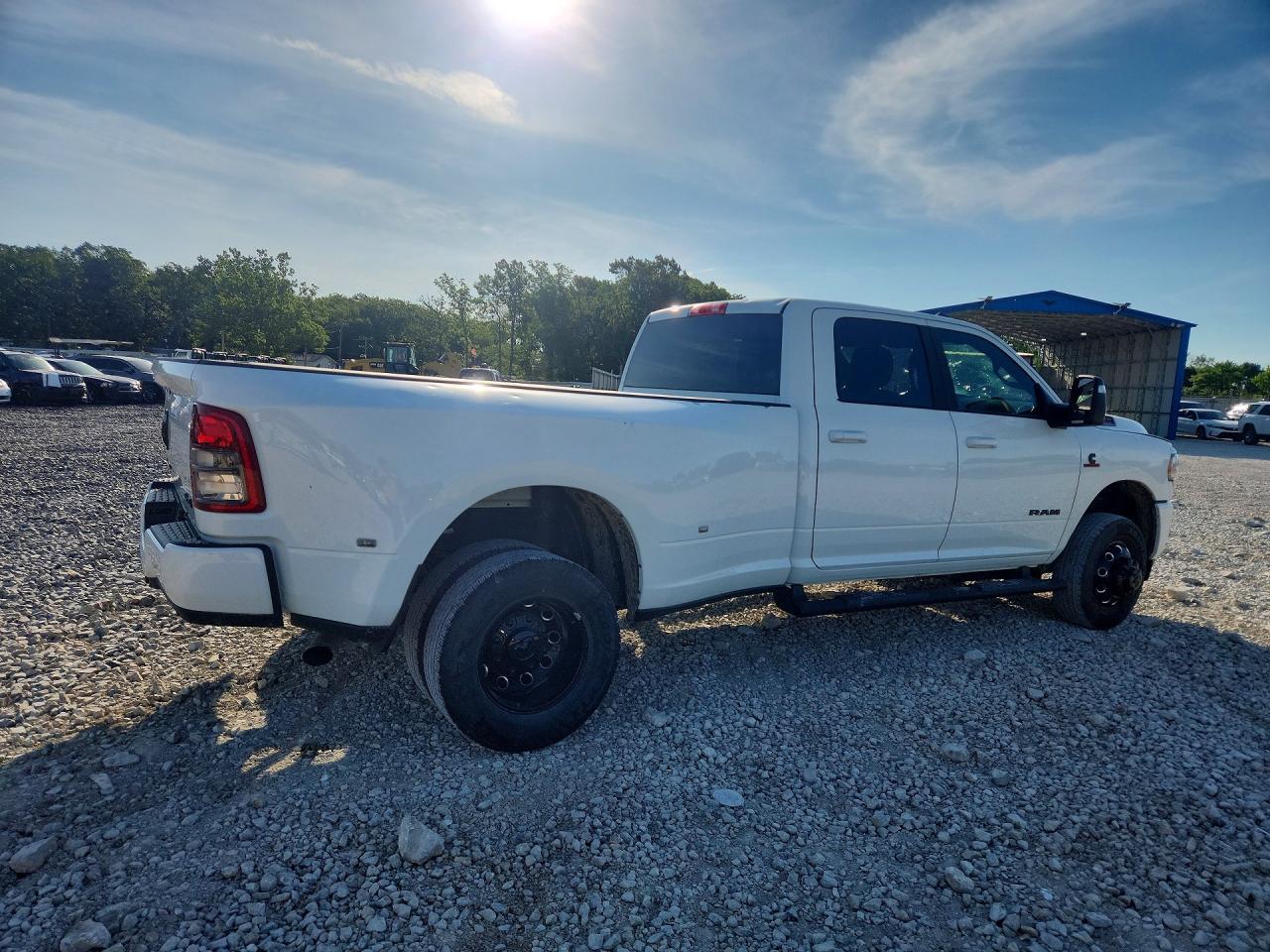 2024 Ram 3500 Big Horn - Фото 3