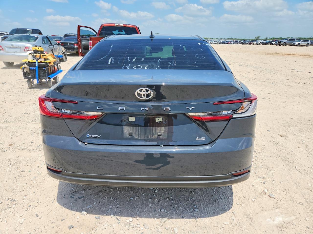 2026 Toyota Camry Le - Фото 6