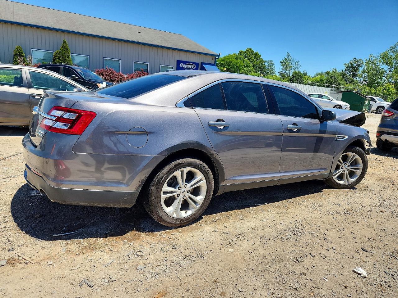 2014 Ford Taurus Sel - Image 3
