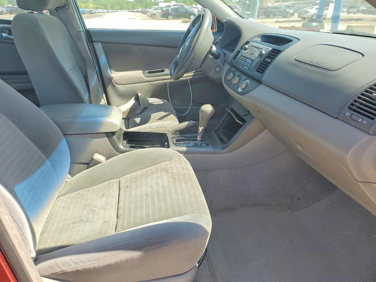 2005 Toyota Camry Le - Фото 7