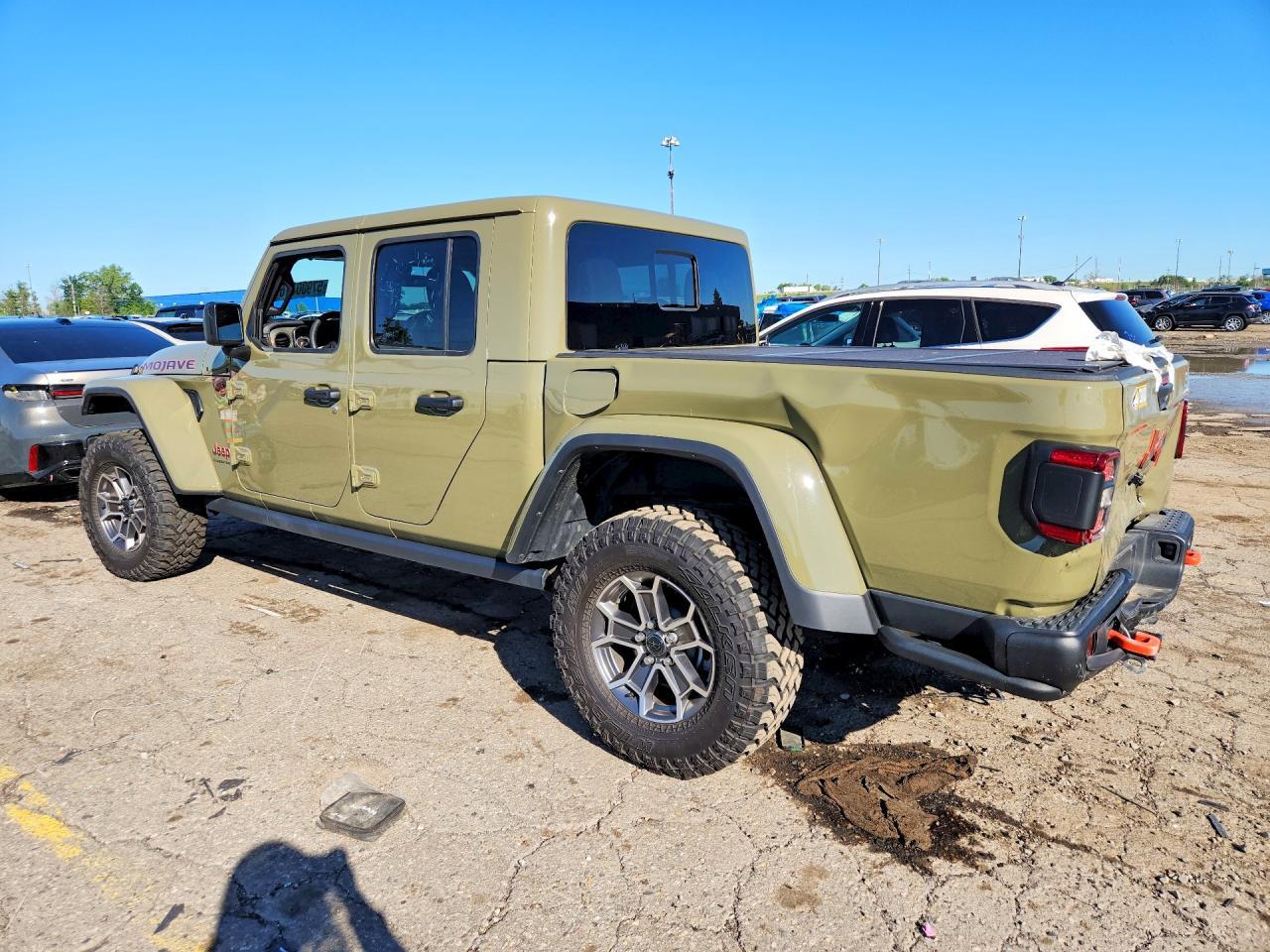 2025 Jeep Gladiator Mojave - Фото 2