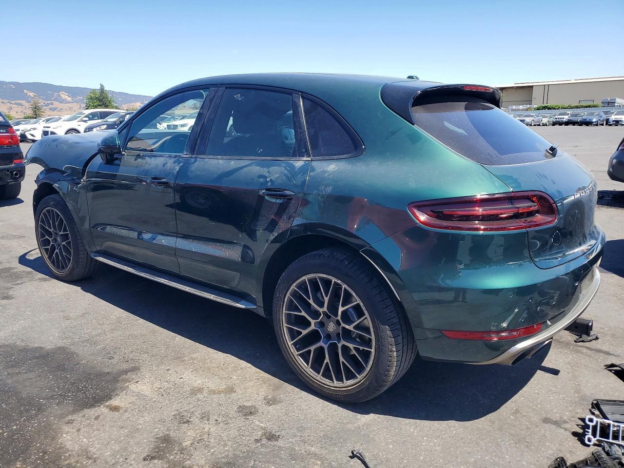 2017 Porsche Macan S - Image 2