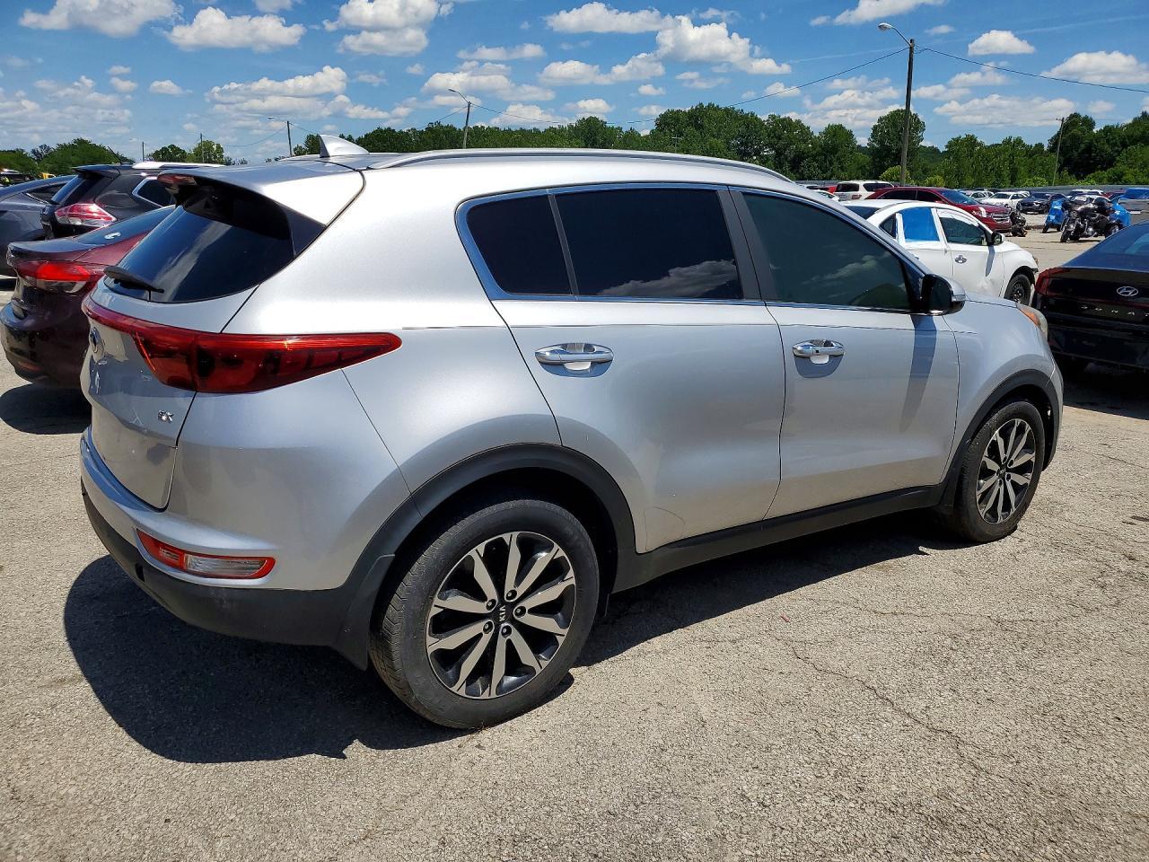 2018 Kia Sportage - Image 3