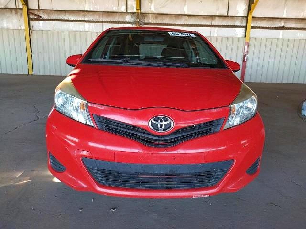 2014 Toyota Yaris 5-Door L - Фото 5