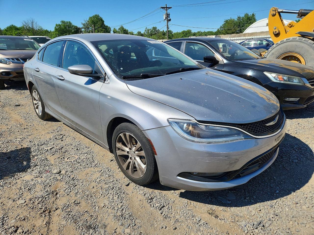 2016 Chrysler 200 Limited - Фото 4
