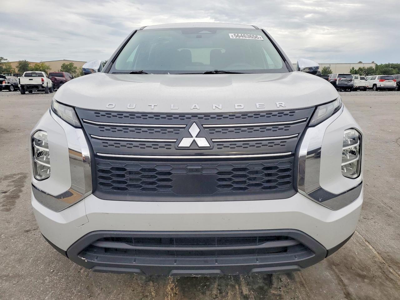 2022 Mitsubishi Outlander Es - Фото 5