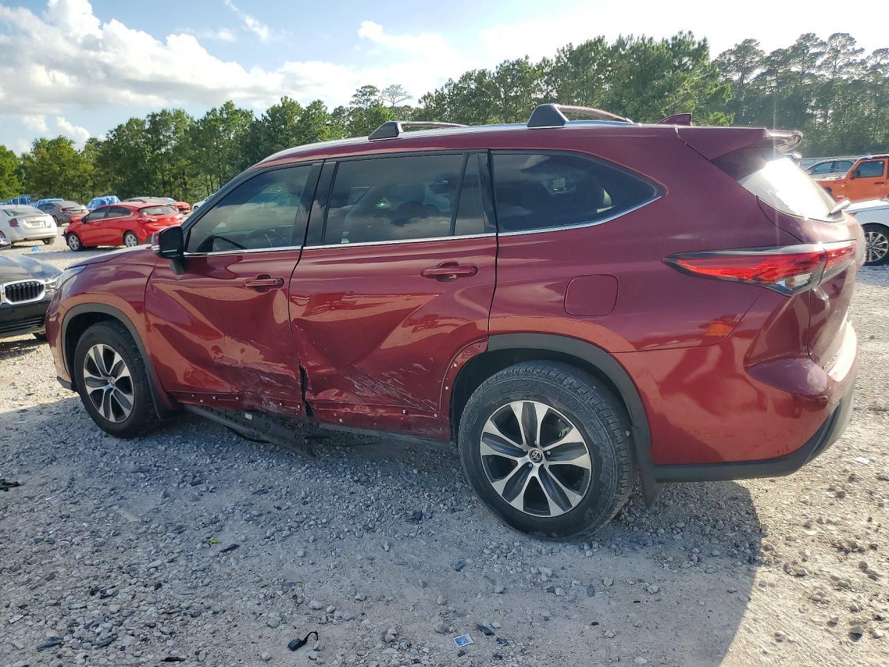 2021 Toyota Highlander Xle - Фото 2