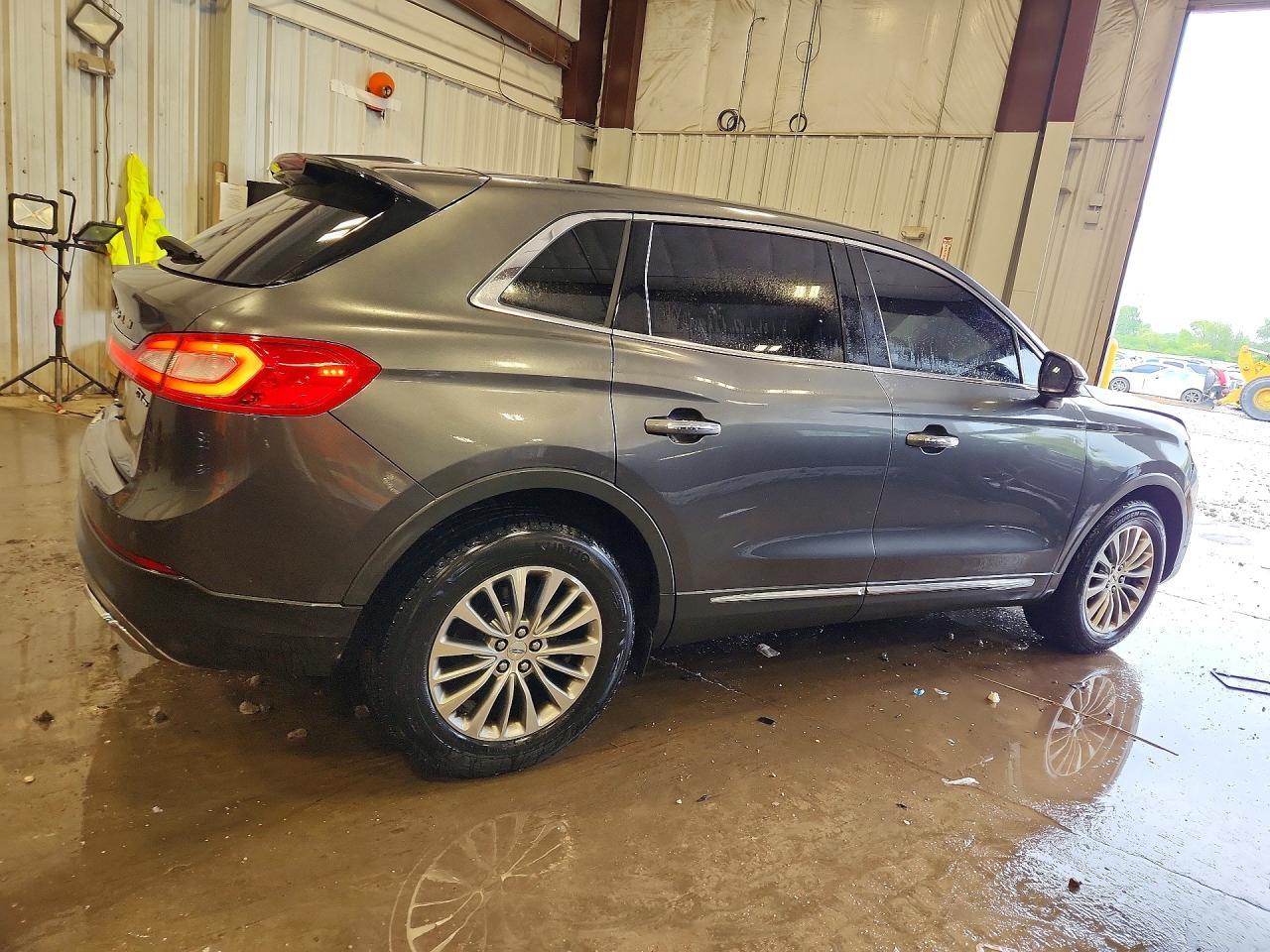 2018 Lincoln Mkx Select - Image 3