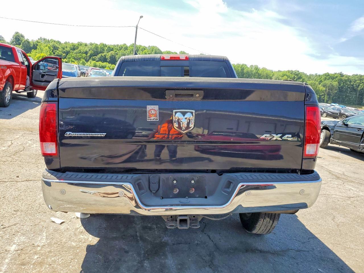2015 Ram 1500 Slt - Image 6