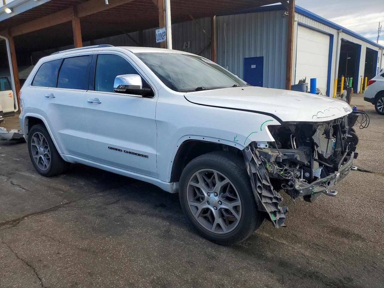 2020 Jeep Grand Cherokee Overland - Фото 4