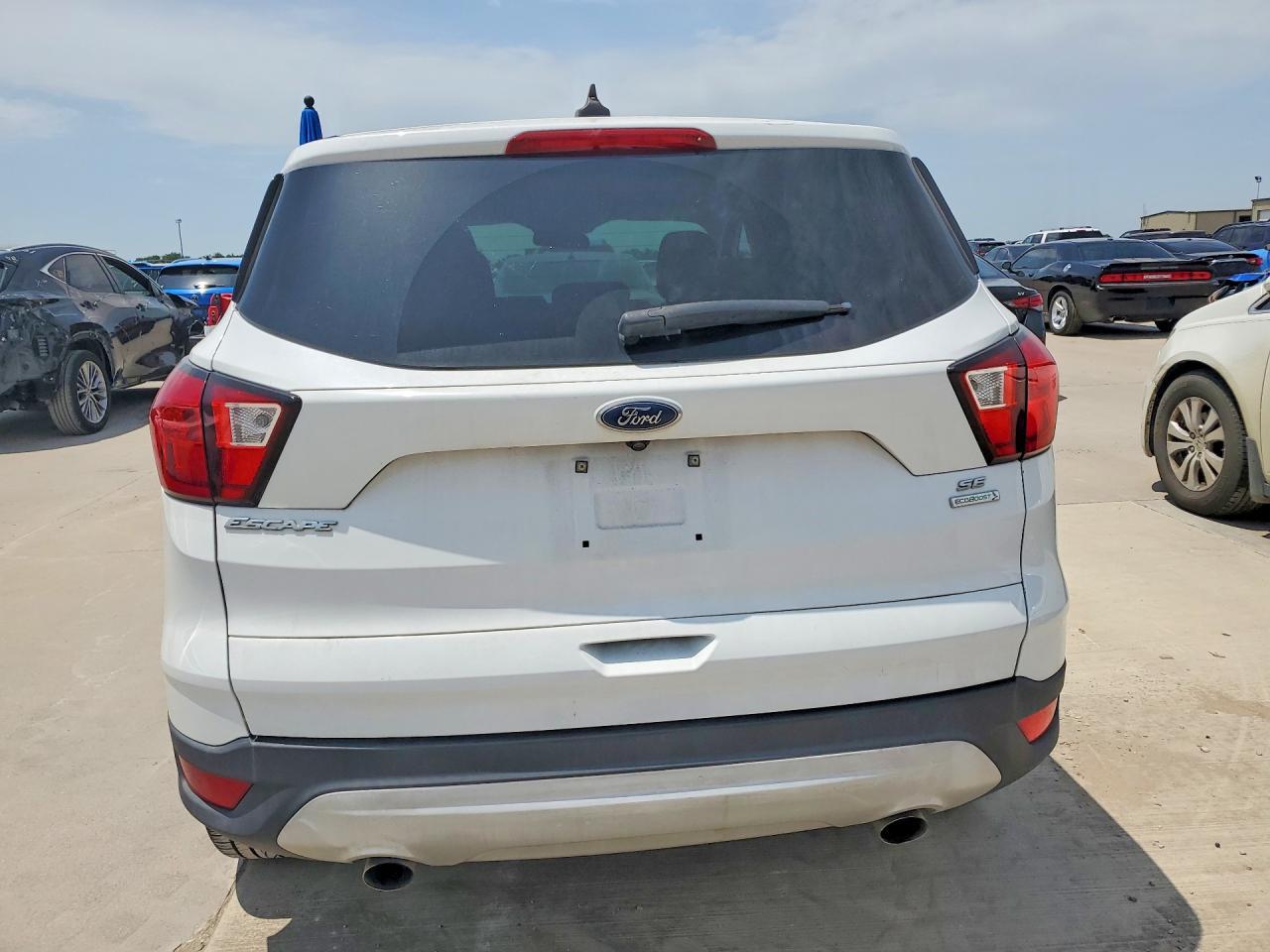 2019 Ford Escape Se - Фото 6