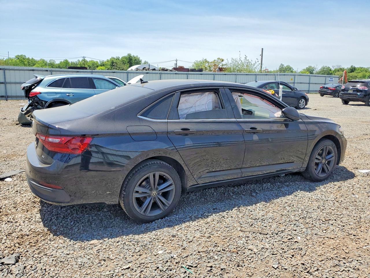 2023 Volkswagen Jetta Se - Фото 3