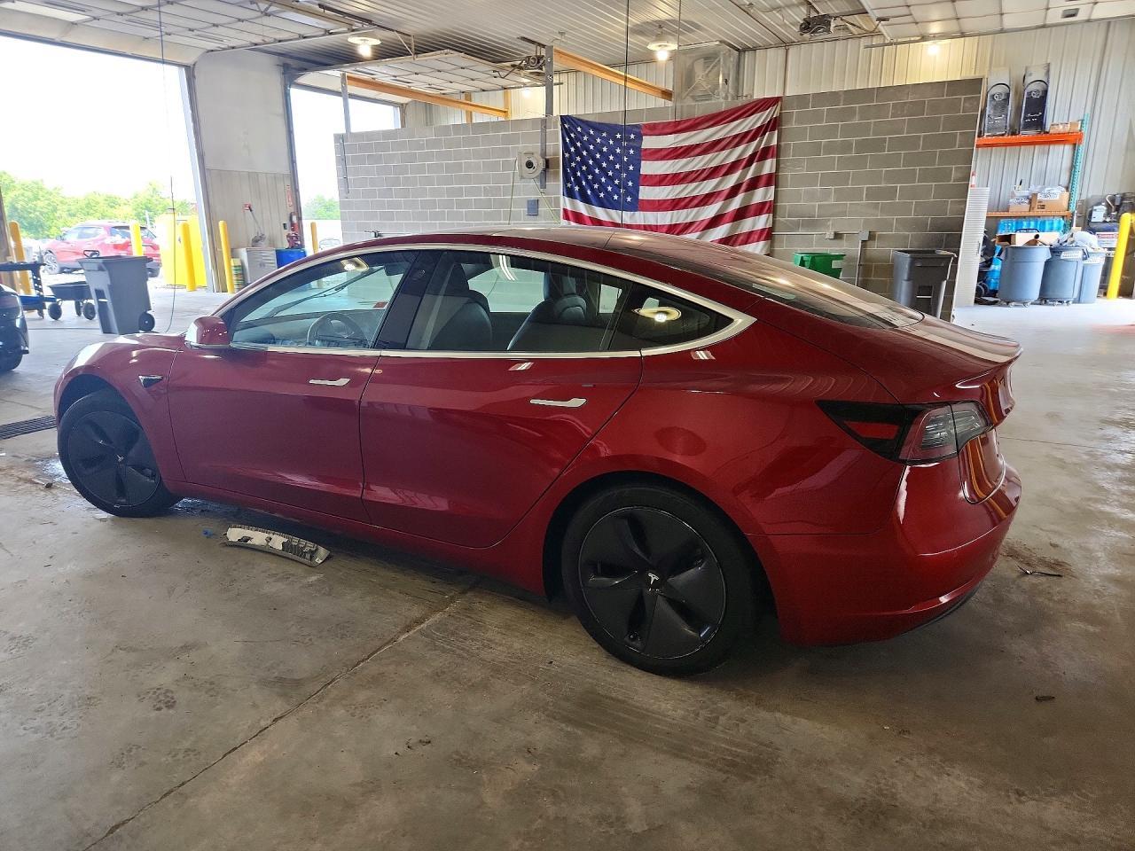2018 Tesla 3 - Image 2