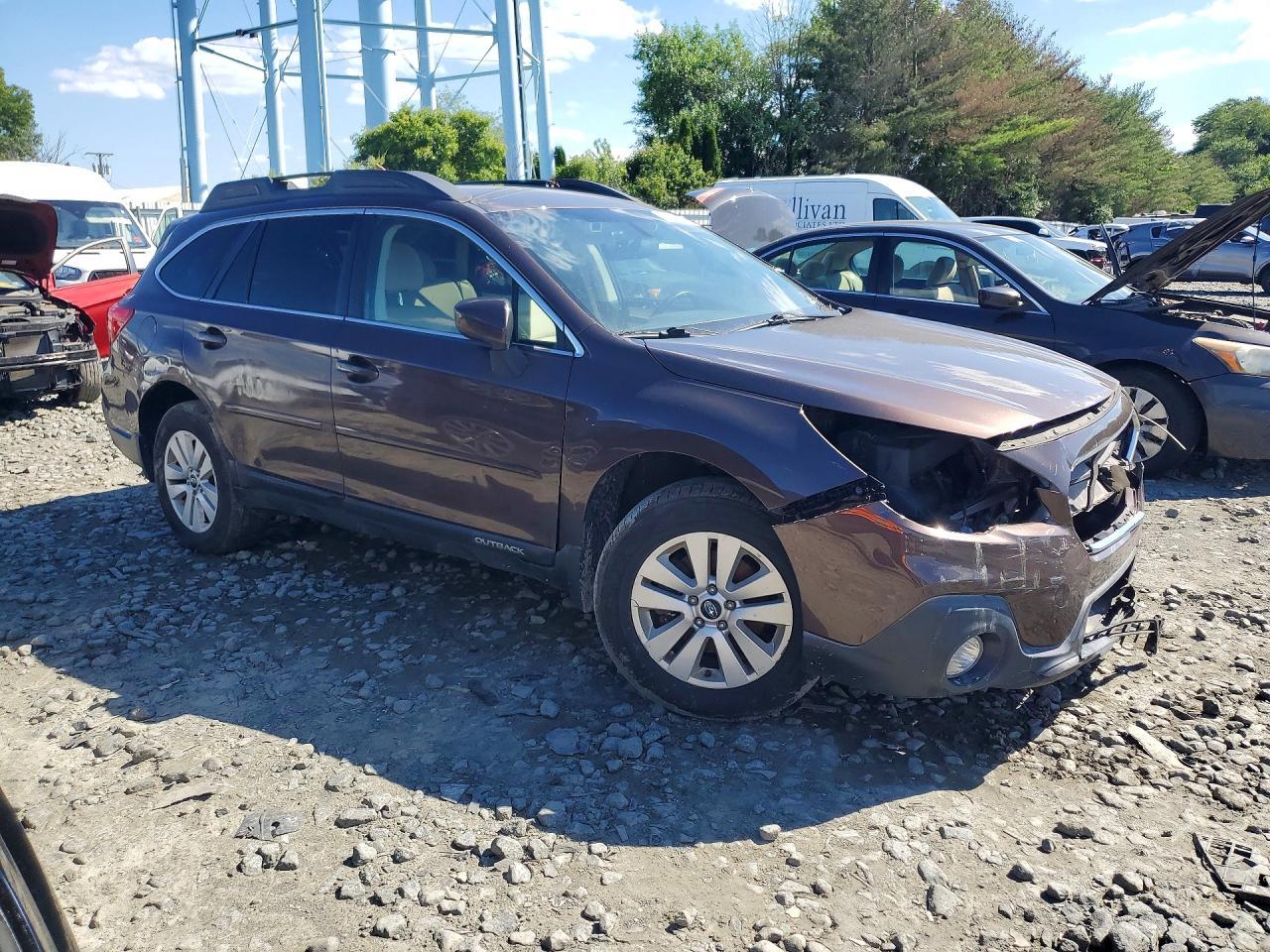 2019 Subaru Outback 2.5I Premium - Image 4