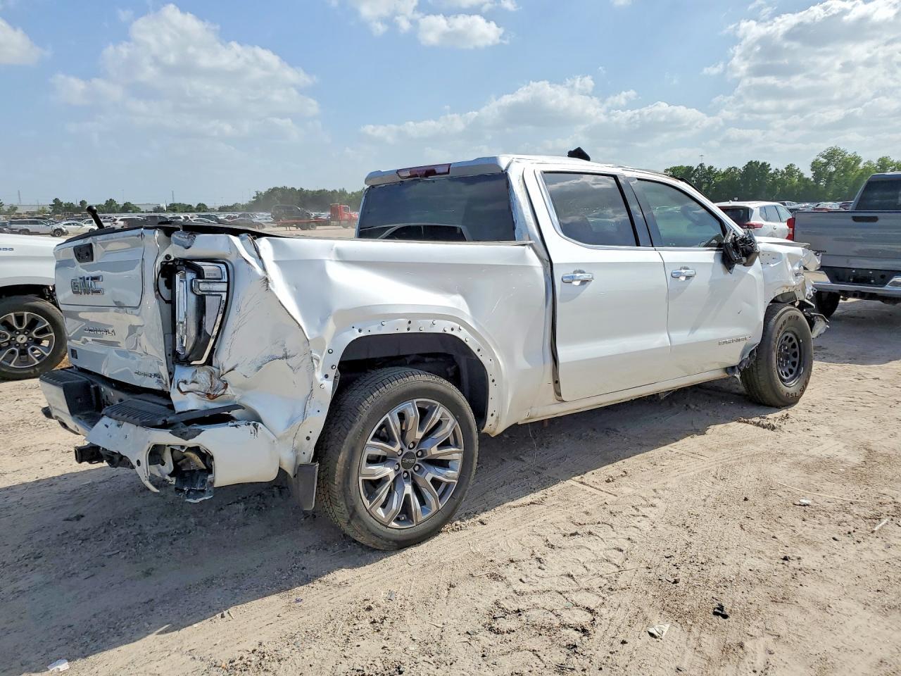 2024 GMC Sierra K1500 Denali Ultimate - Фото 3