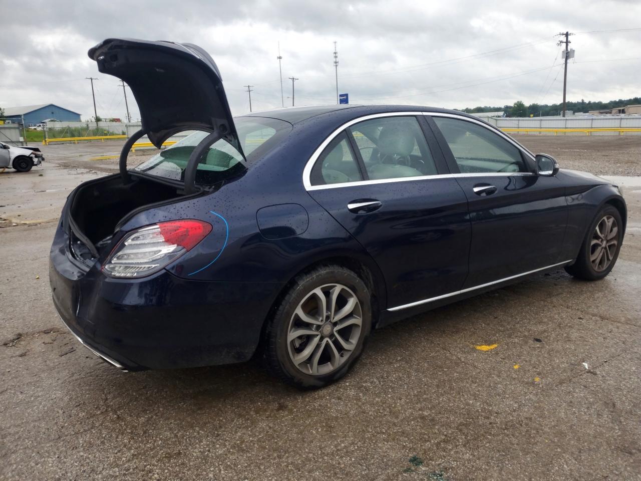 2016 Mercedes-Benz C 300 4Matic - Фото 3