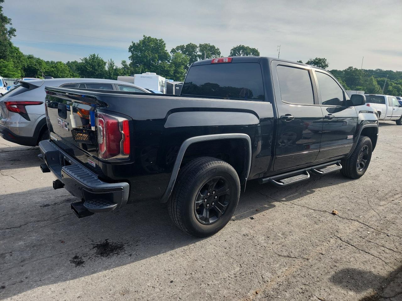 2017 GMC Sierra K1500 Slt - Фото 3