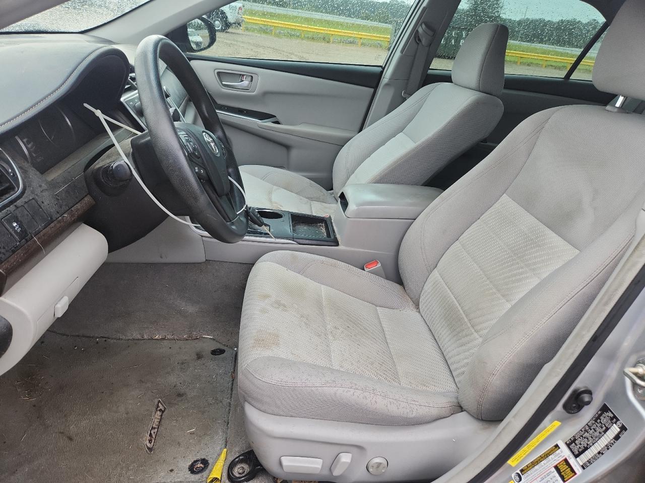2017 Toyota Camry Le - Image 7