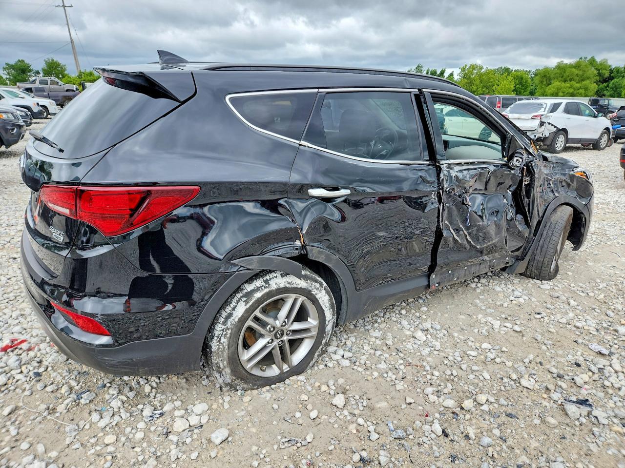2018 Hyundai Santa Fe Sport 2.4L - Фото 3
