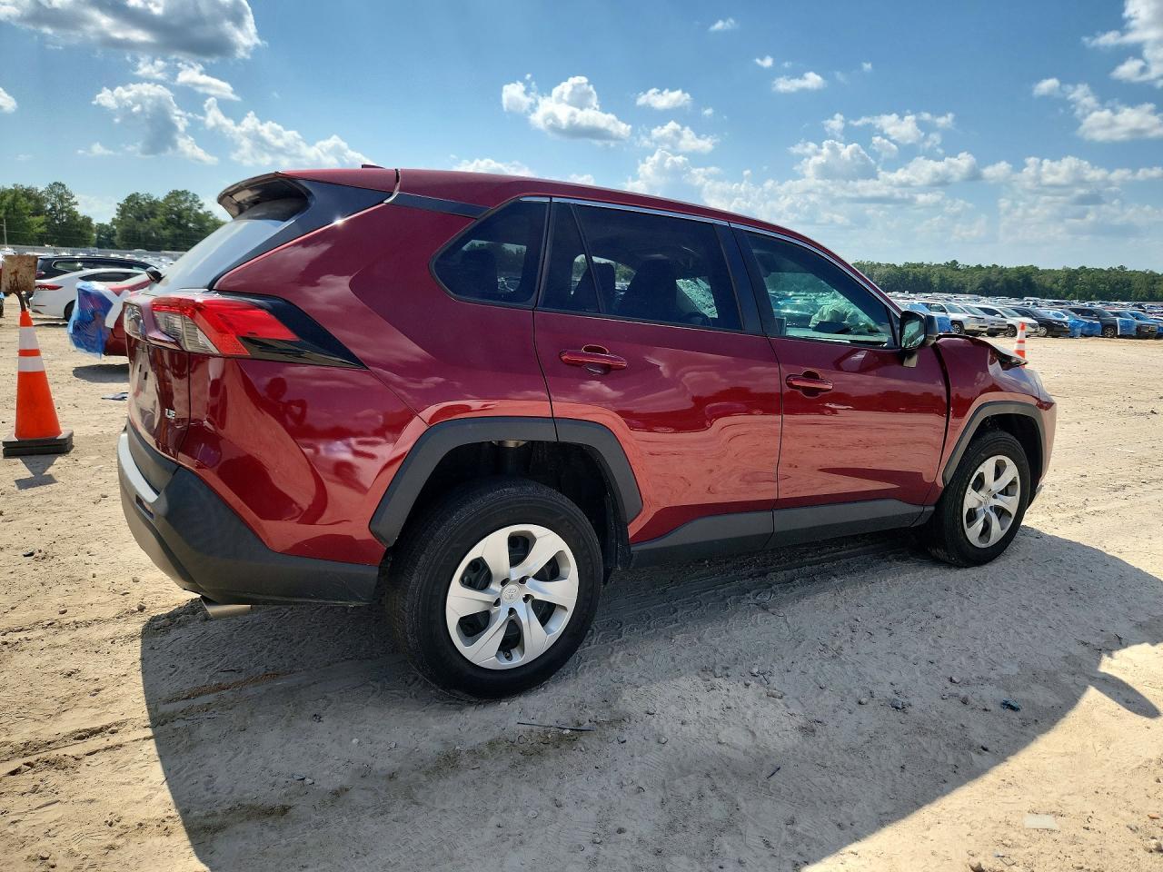 2023 Toyota Rav4 Le - Фото 3