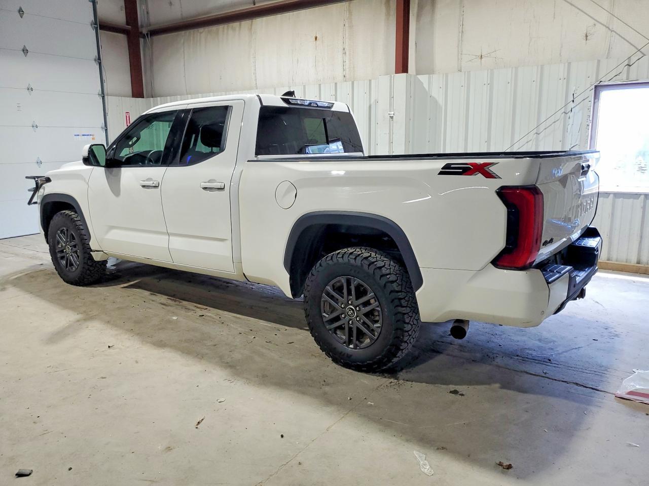 2023 Toyota Tundra Sr5 - Фото 2
