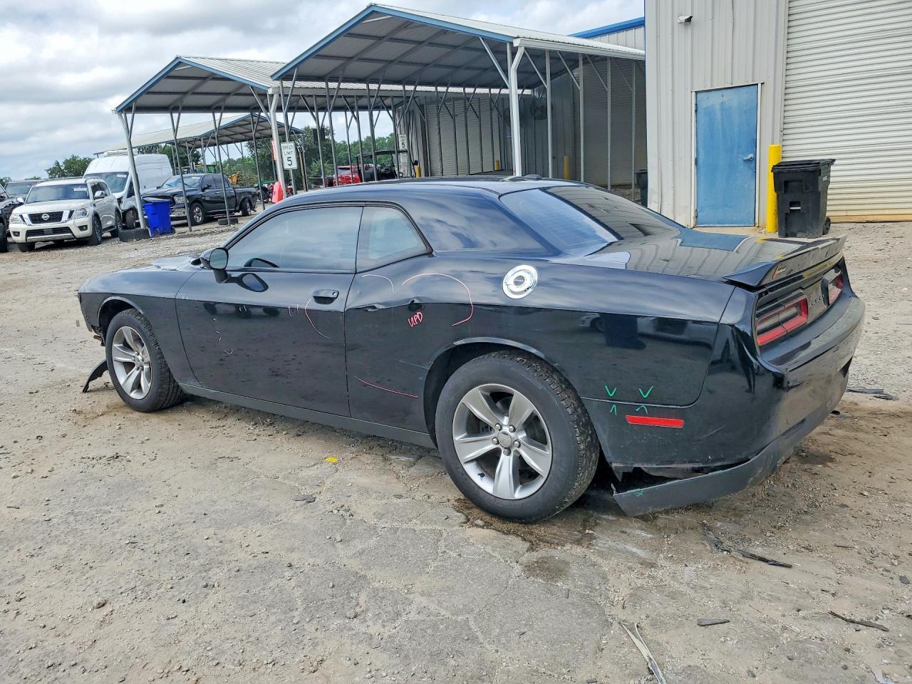 2019 Dodge Challenger Sxt - Image 2