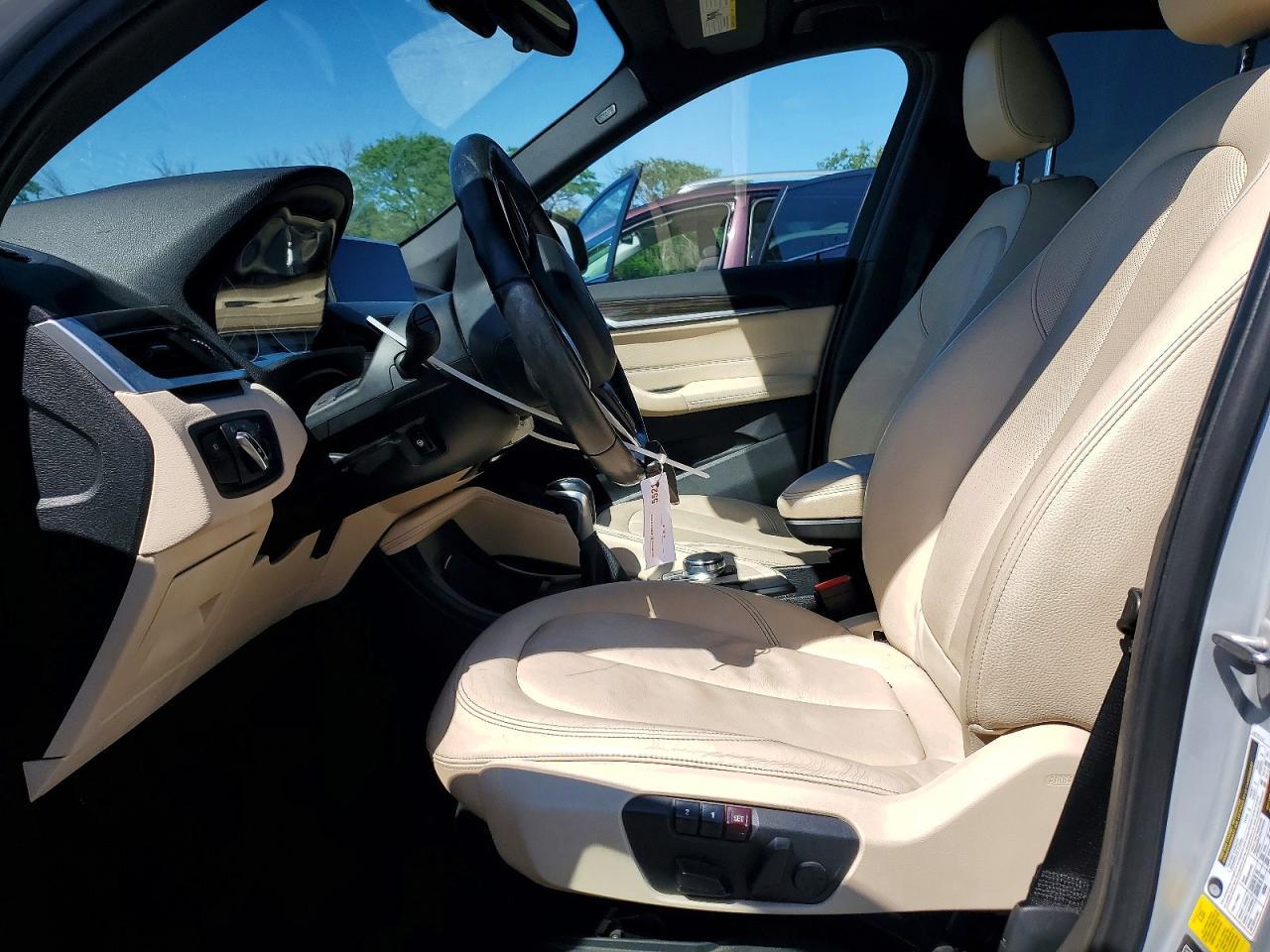 2017 BMW X1 xDrive28I - Фото 7