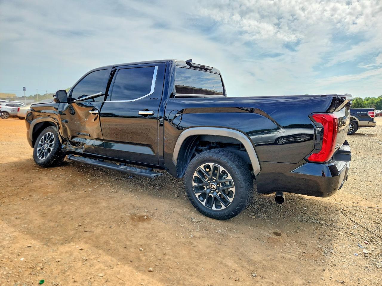 2024 Toyota Tundra Crewmax Limited - Image 2