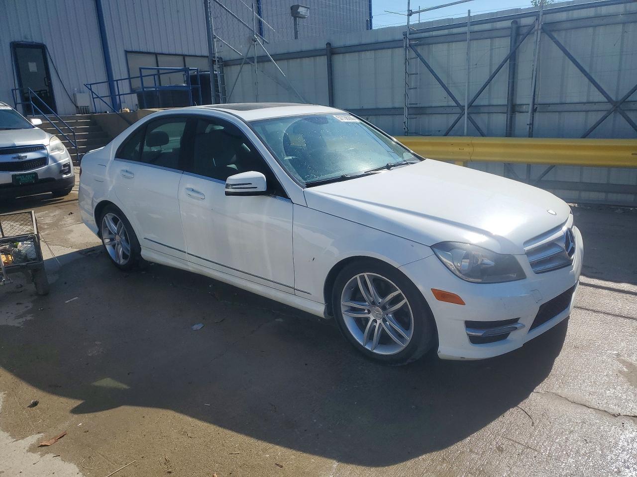 2013 Mercedes-Benz C 300 4Matic - Фото 4