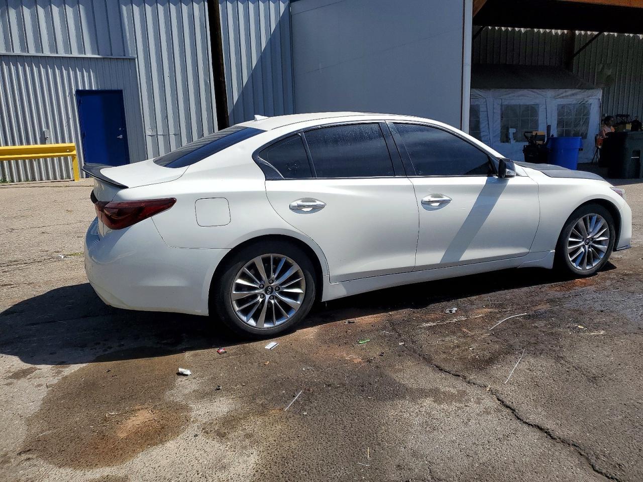 2019 Infiniti Q50 3.0T Luxe - Фото 3
