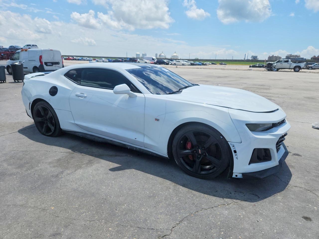 2017 Chevrolet Camaro Ss - Фото 4