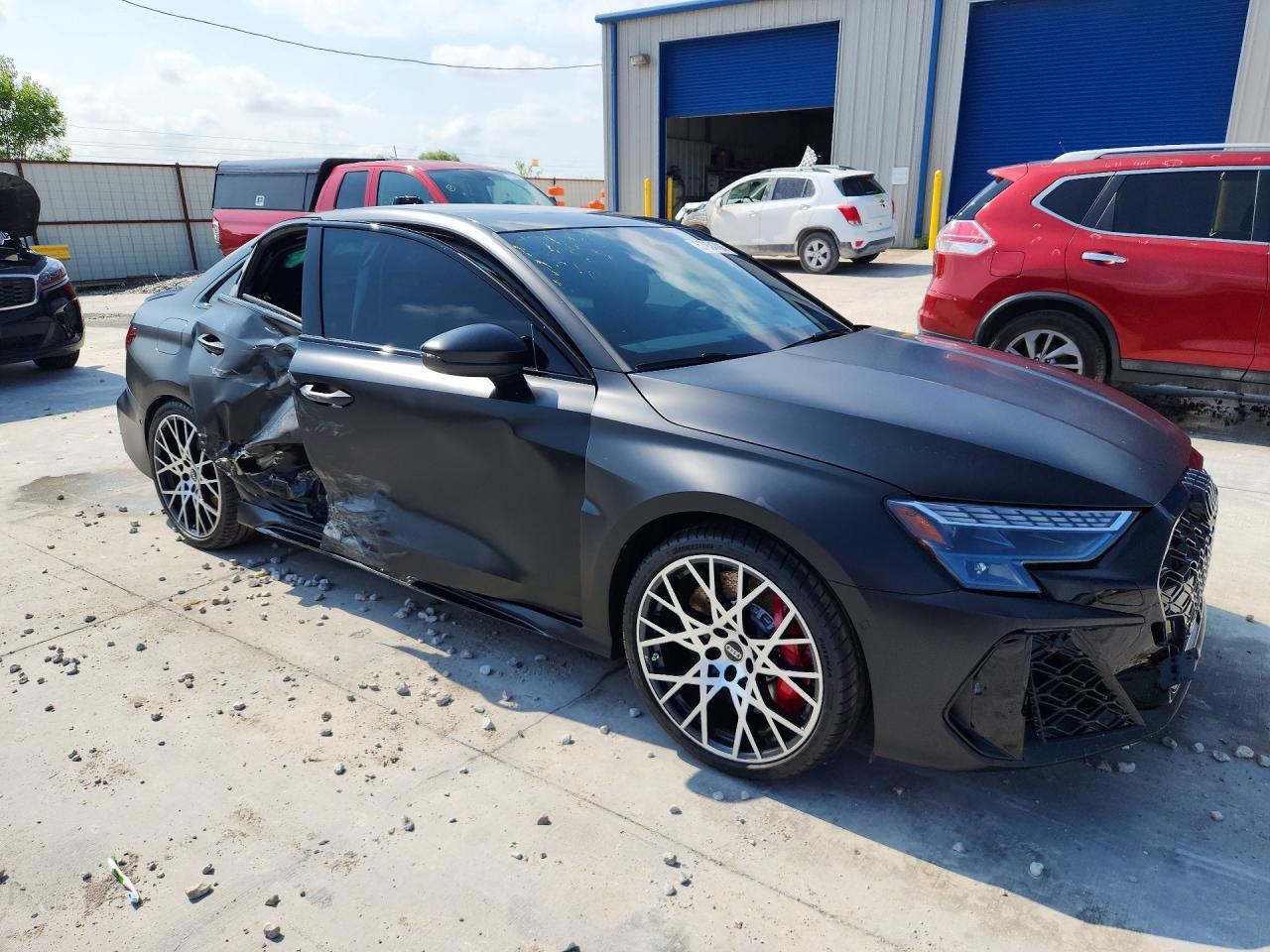 2025 Audi Rs3 - Image 4