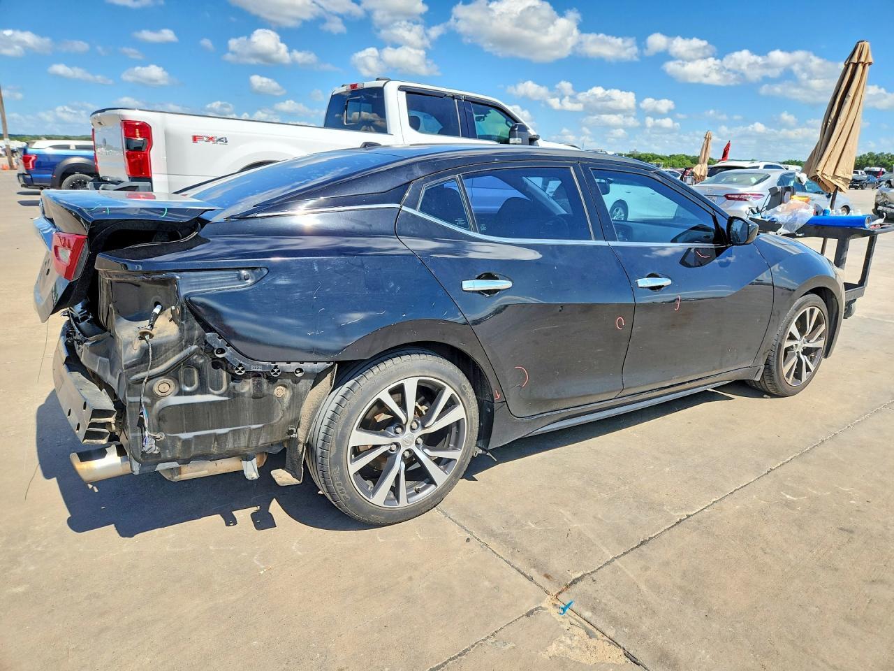 2017 Nissan Maxima - Фото 3