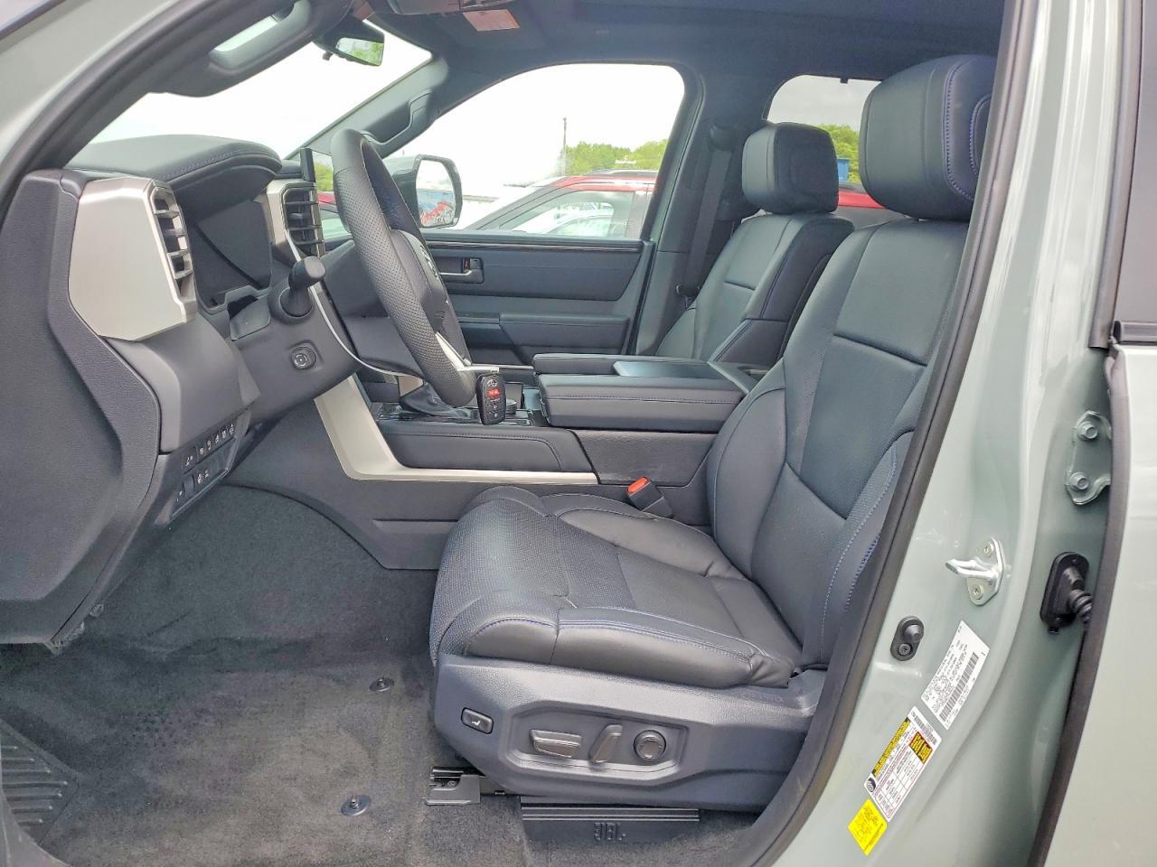 2026 Toyota Tundra Platinum - Фото 7