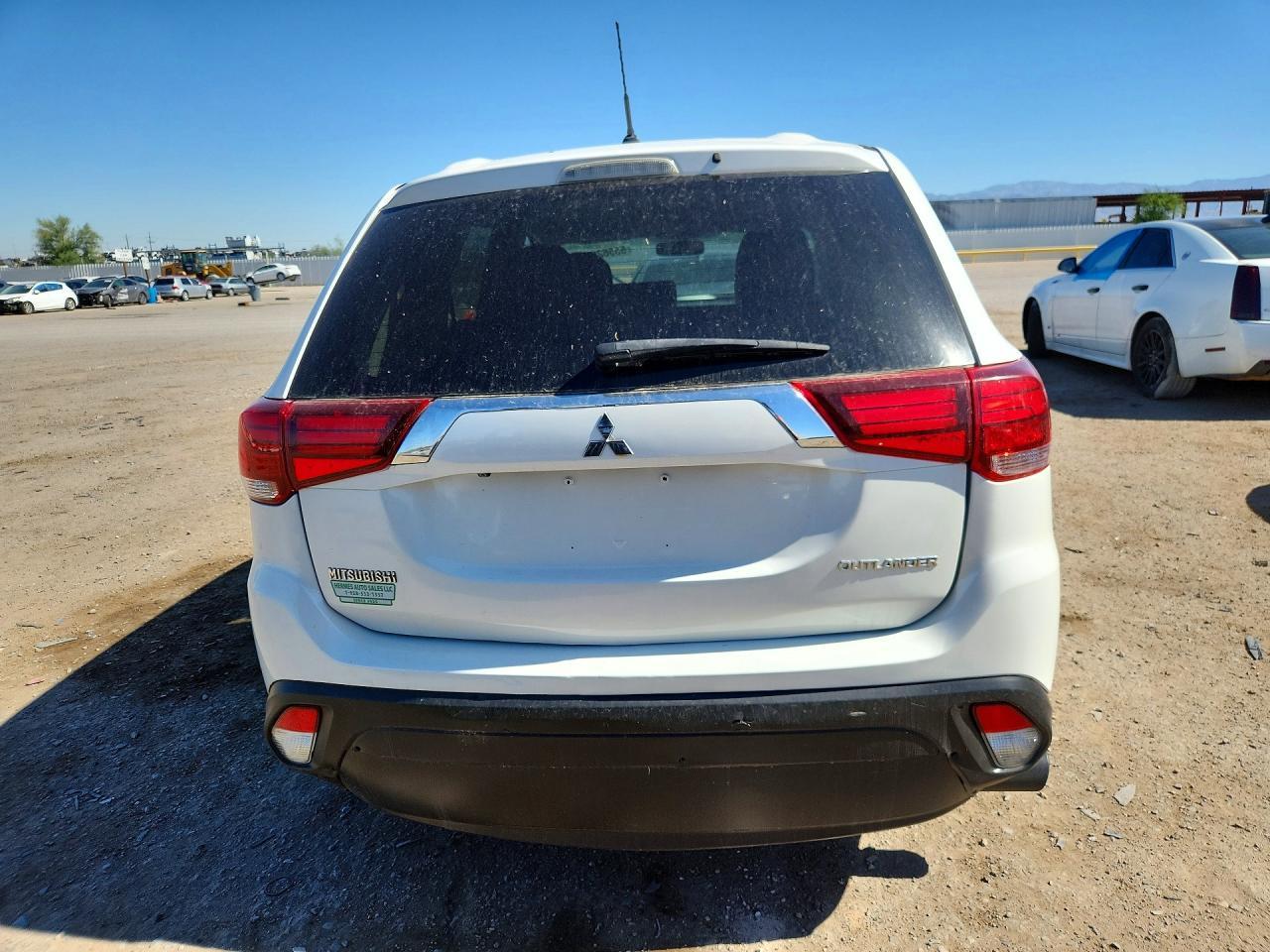 2016 Mitsubishi Outlander - Фото 6