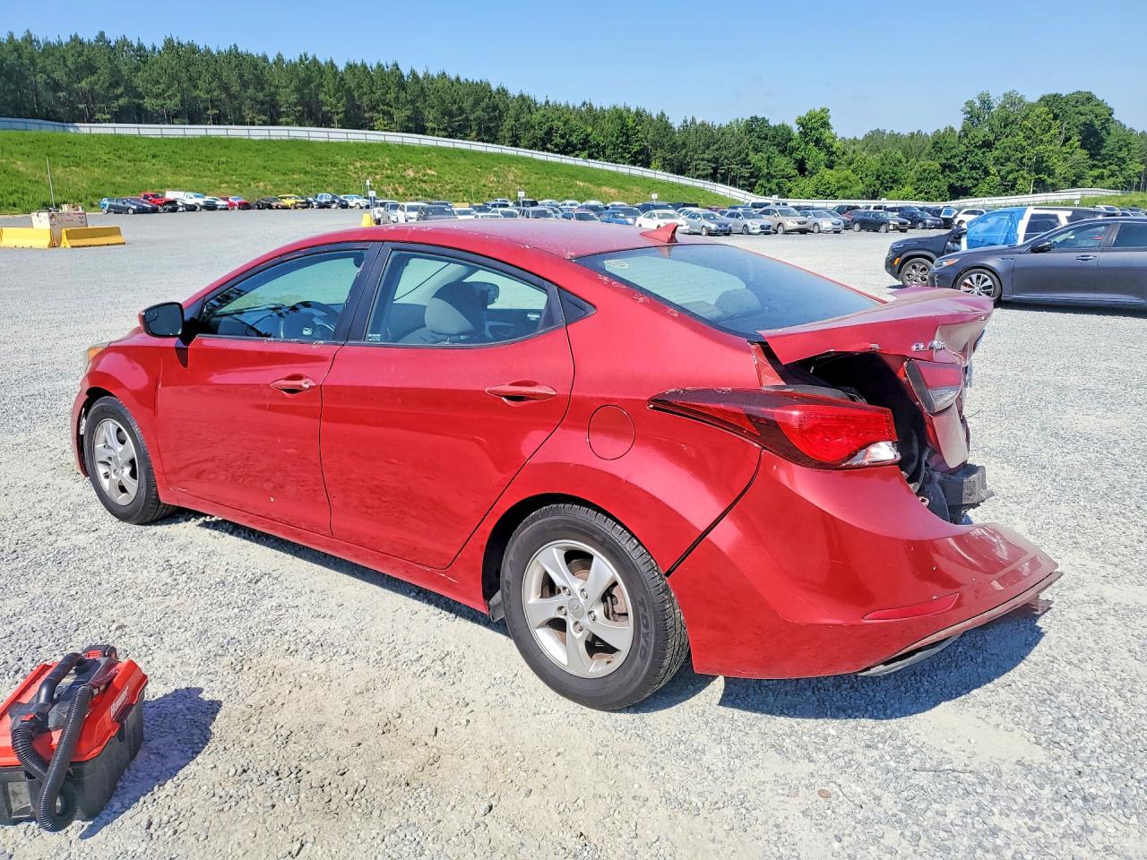 2015 Hyundai Elantra Se - Image 2