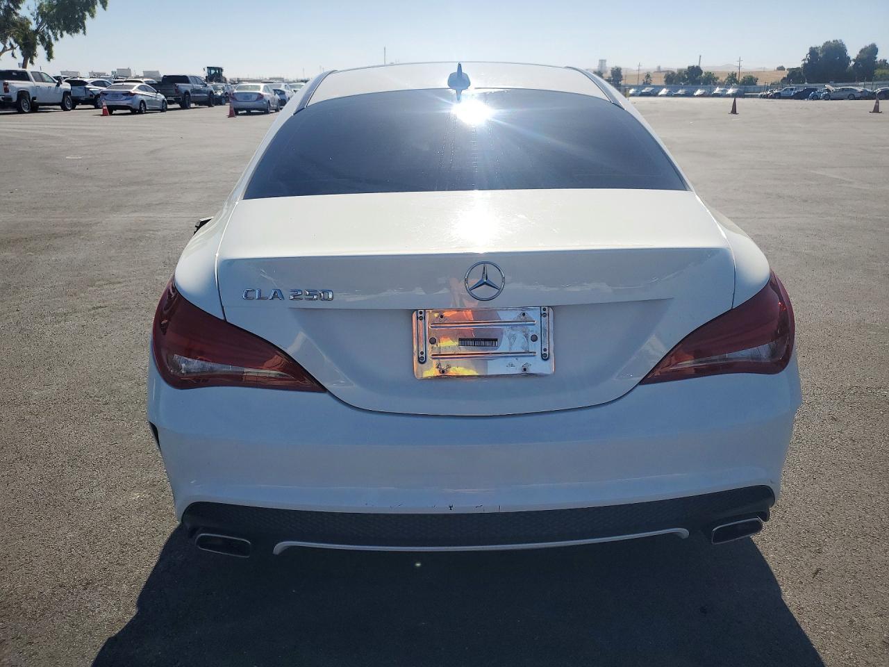 2014 Mercedes-Benz Cla 250 - Фото 6