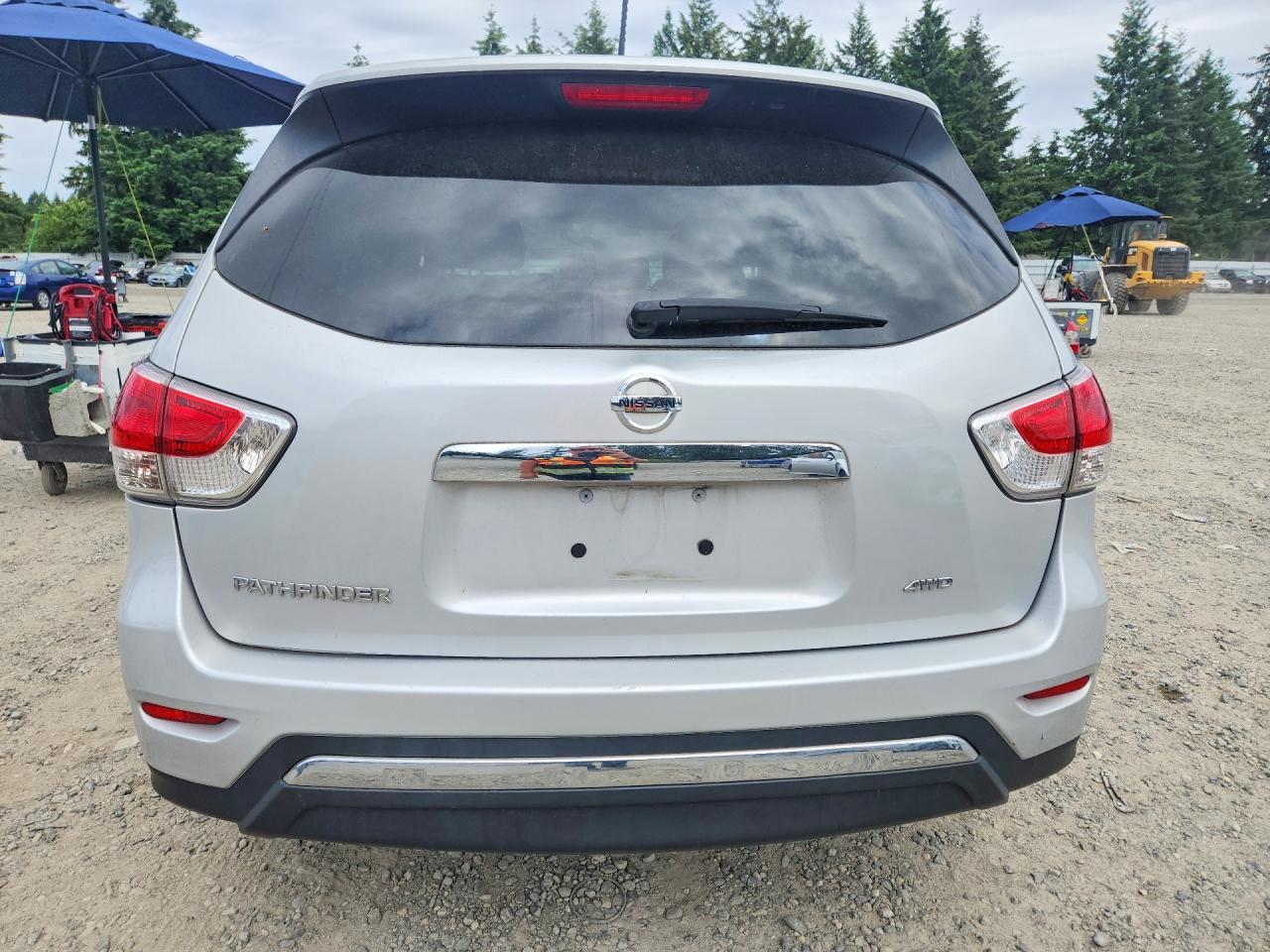 2014 Nissan Pathfinder S - Фото 6
